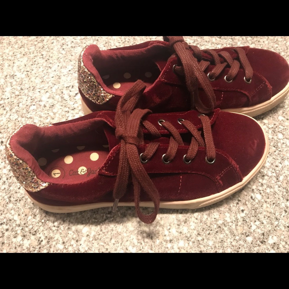 Maroon velvet girls size 1 cat & jack shoes